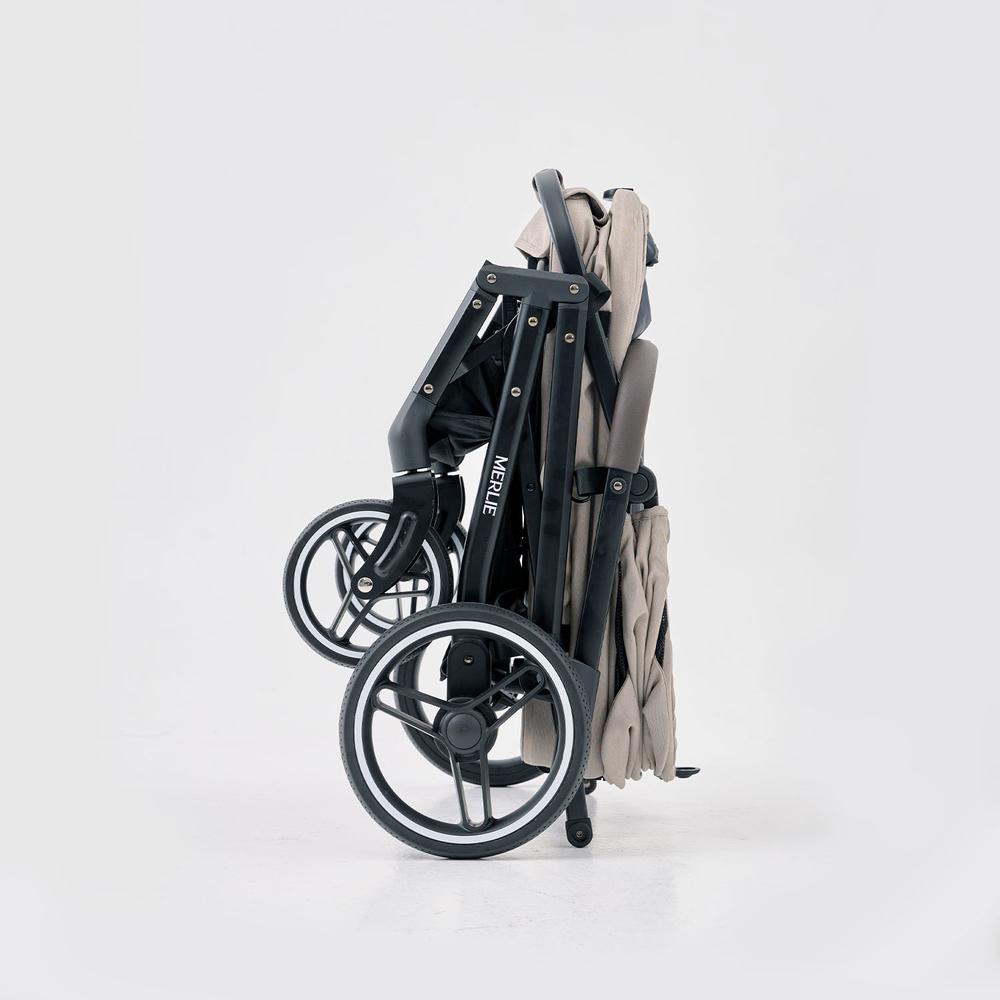 Clementine (MW2) Pet Stroller