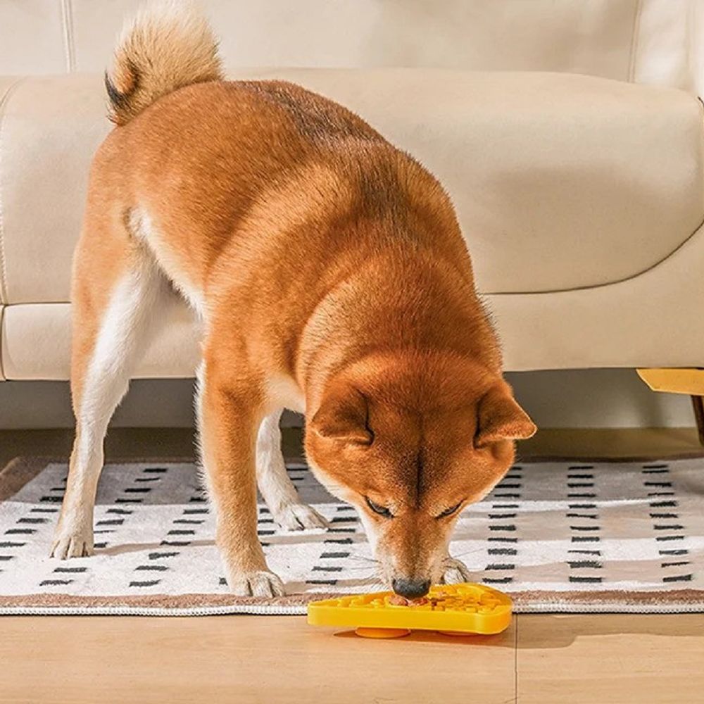 Pet Lick Mat - Pizza Slow Feeder Dog Bowl